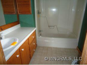 200 Hummingbird Hill - Photo 8