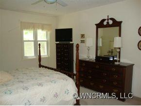 120 Exeter Court - Photo 12
