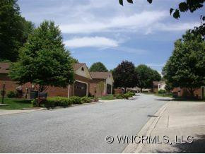 120 Exeter Court - Photo 3