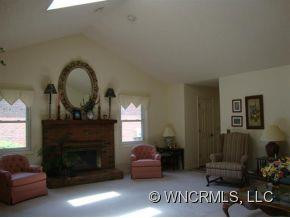 120 Exeter Court - Photo 5