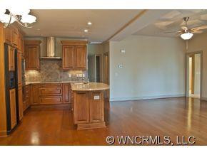 4L Chimney Crest Drive - Photo 3