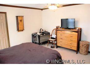 176 REGAL KNOLLS DRIVE - Photo 16