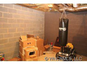 176 REGAL KNOLLS DRIVE - Photo 24