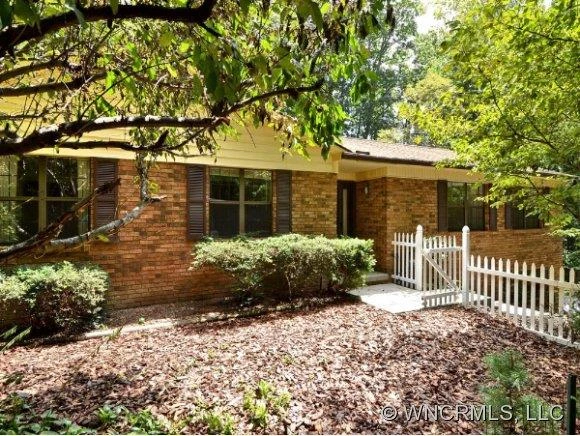 35 HUNTERS LANE
