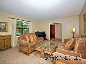 35 HUNTERS LANE - Photo 2