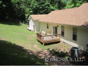 17 Duckett Road - Photo 2