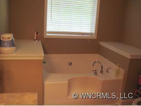 17 Duckett Road - Photo 10