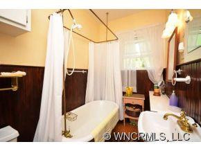 165 Macon Avenue - Photo 14