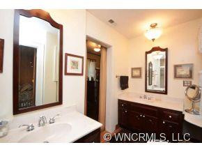 165 Macon Avenue - Photo 15