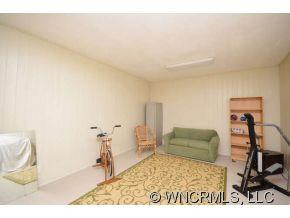 165 Macon Avenue - Photo 19