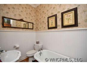 165 Macon Avenue - Photo 9