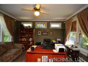 165 Macon Avenue - Photo 10