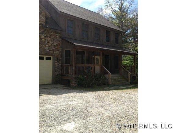 200 Hickory Hollow