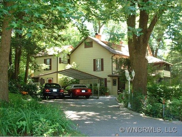 132 Grady Avenue