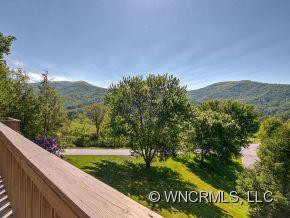 24 Ridgeview Drive - Photo 2