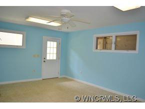61 Town & Country Drive - Photo 14