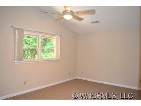 61 Town & Country Drive - Photo 8