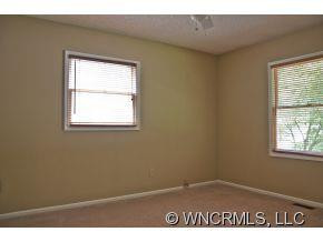 18 Spring Valley Drive - Photo 22