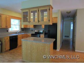 18 Spring Valley Drive - Photo 5
