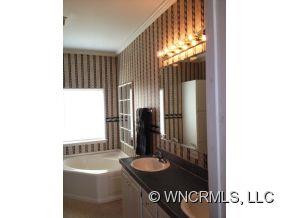24 Edith Lane - Photo 8