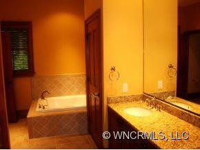 510 Lost Trail - Photo 8