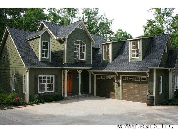 258 BEECHTREE CIR