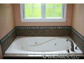 258 BEECHTREE CIR - Photo 10