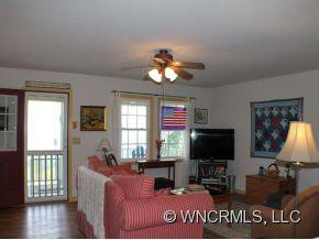 34 AUTUMN VIEW DRIVE - Photo 7