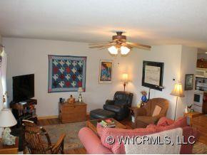 34 AUTUMN VIEW DRIVE - Photo 8