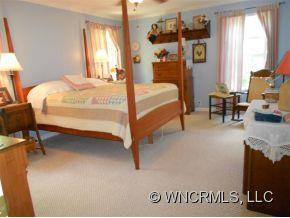 9 Park Knoll Drive - Photo 12