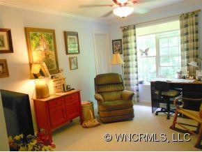 9 Park Knoll Drive - Photo 16