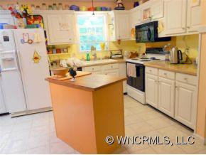 9 Park Knoll Drive - Photo 7