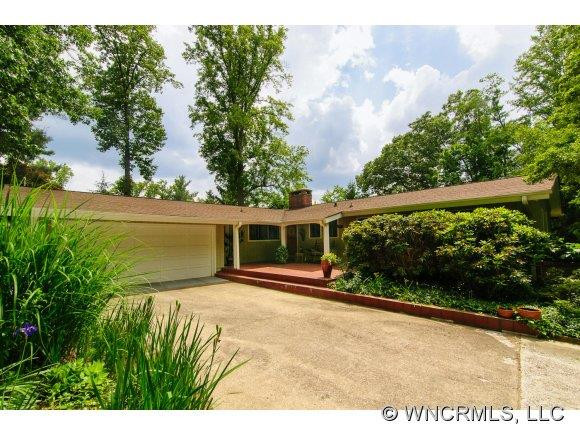 21 North Oak Forest Drive