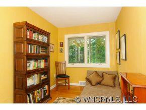 21 North Oak Forest Drive - Photo 9