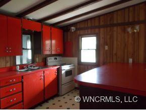 825 Ledbetter Road - Photo 4