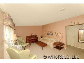 2 N Charles Lane - Photo 3