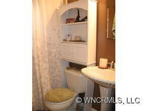 177 Oak Terrace - Photo 8