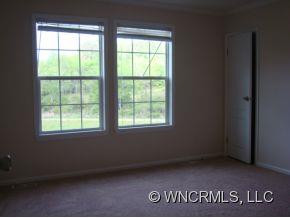 694 Holiday Road - Photo 5