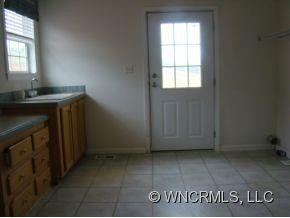 694 Holiday Road - Photo 6