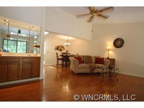 102 Beaver Ridge Road - Photo 4