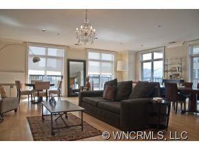 21 Battery Park Unit 501 - Photo 4