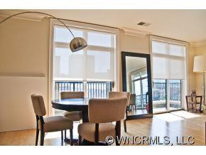 21 Battery Park Unit 501 - Photo 8