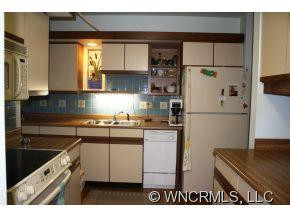 975 Mountain Laurel Drive - Photo 6