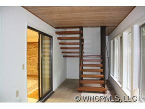 975 Mountain Laurel Drive - Photo 7