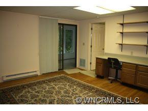 975 Mountain Laurel Drive - Photo 9