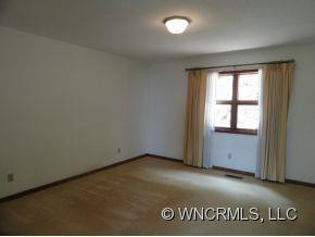 15 Chestnut Ridge Road - Photo 13