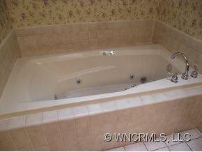 16 Nottingham Drive - Photo 11