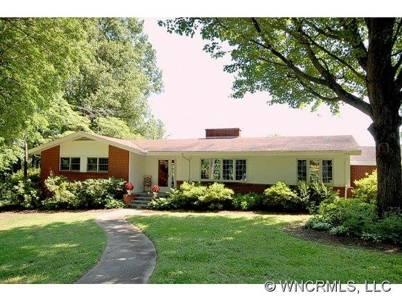 70 W. Oakview Road