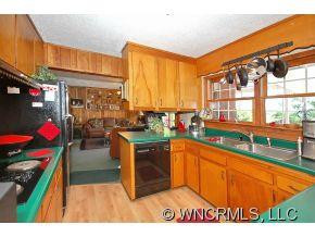 70 W. Oakview Road - Photo 11