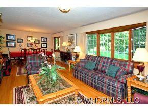70 W. Oakview Road - Photo 12
